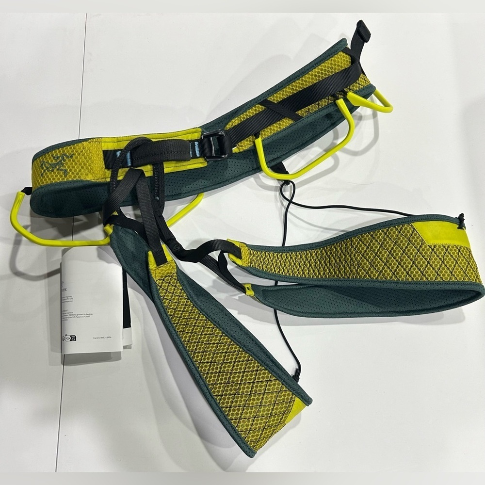 Arc’teryx Women's Large Skaha Harness Women's Teal Yellow NWT Rock Climbing
